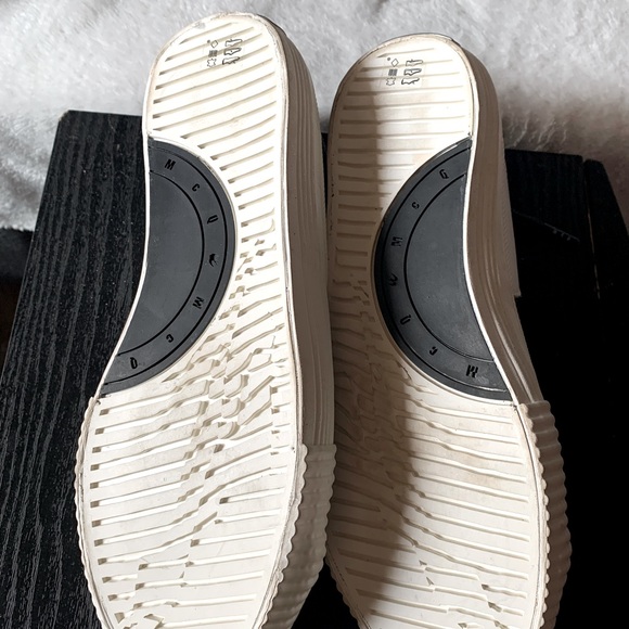 McQ by Alexander McQueen Swallow Sneakers - Picture 6 of 7